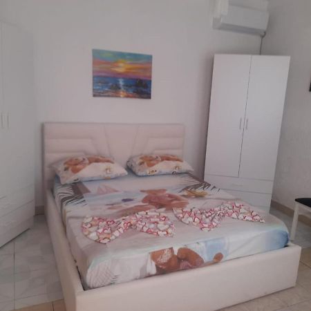 Durres Beach Rooms Εξωτερικό φωτογραφία