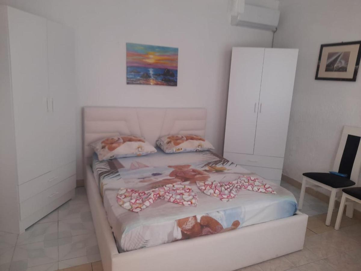 Durres Beach Rooms Εξωτερικό φωτογραφία